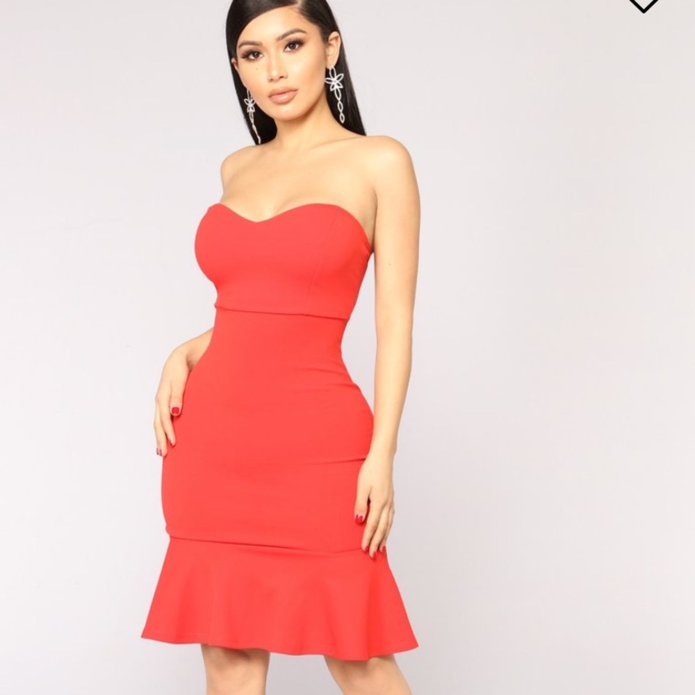 Tube Red dress